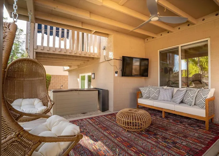 Sport Court Pool Hot Tub Pool Table Fire Pit Games Holiday home