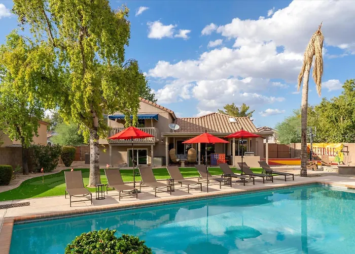 Sport Court Pool Hot Tub Pool Table Fire Pit Games * Glendale